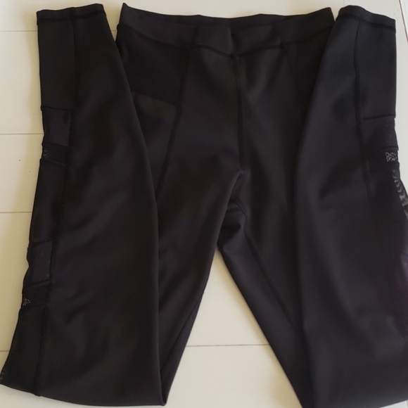 Lululemon Just Breathe Tight - Picture 7 of 10